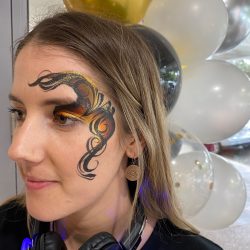 eye design face painting