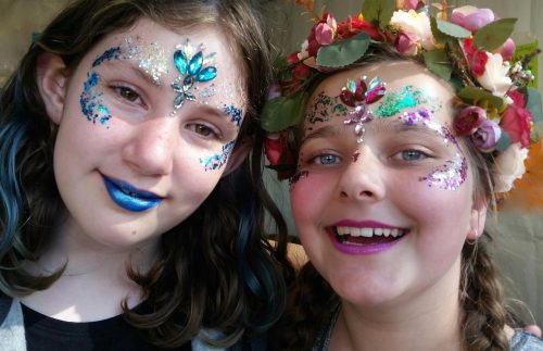 Festival glitter and bling at Melbourne show